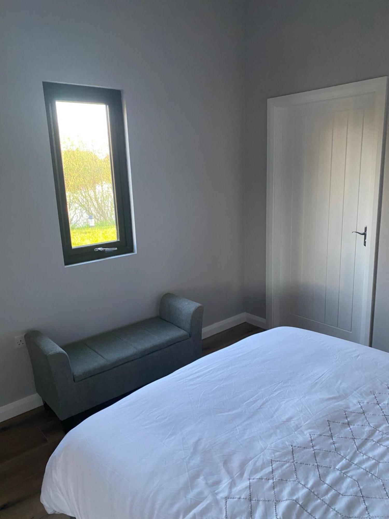 Killyfole Lakeside Lodges Corranny Exteriör bild
