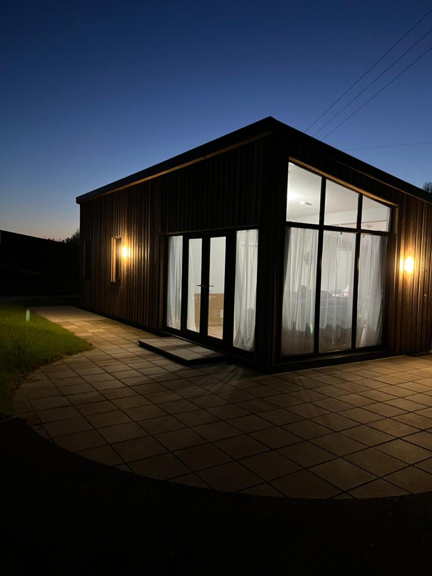 Killyfole Lakeside Lodges Corranny Exteriör bild