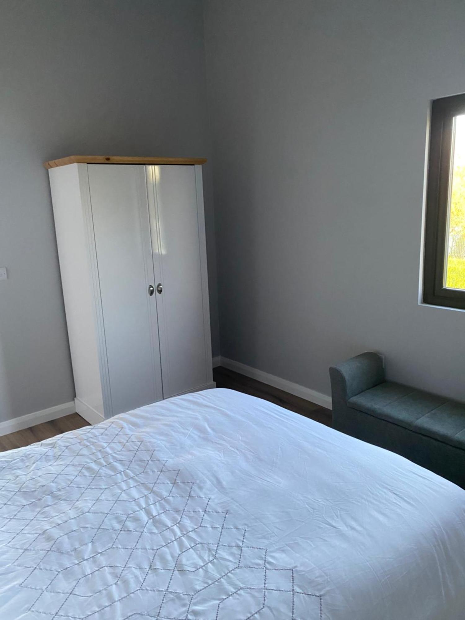 Killyfole Lakeside Lodges Corranny Exteriör bild