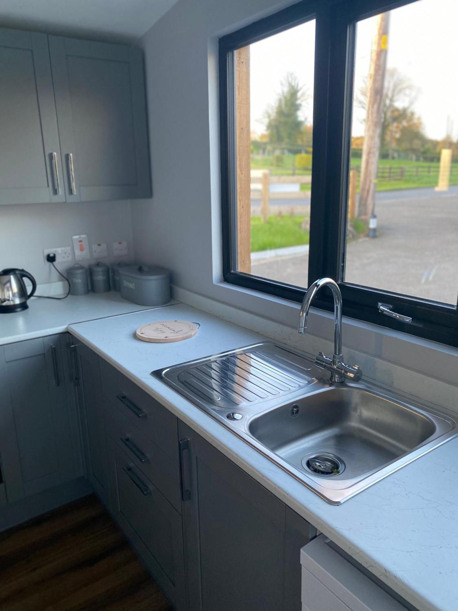Killyfole Lakeside Lodges Corranny Exteriör bild